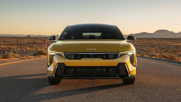 The 2026 Kia K4 Hatchback Makes Its Bold Entrance