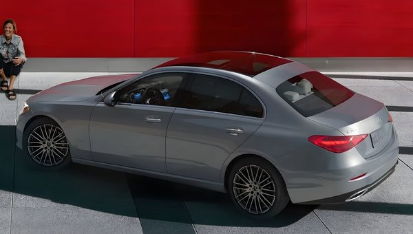 Mercedes-Benz Classe C 2026 : l'icône revient au Québec