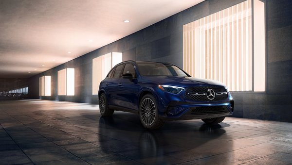Mercedes-Benz GLC 350e: The Luxury SUV That Lets You Drive Electric On Your Terms.