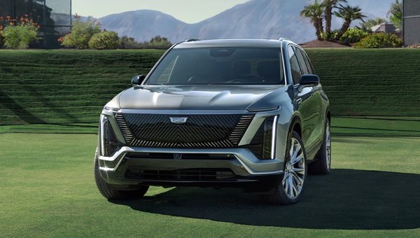 2026 Cadillac VISITIQ: More Space, More Power, Zero Emissions
