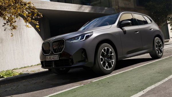 Explore the 2026 BMW X3 Performance Features in Regina, SK
