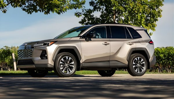 Pourquoi choisir une Toyota comme première voiture ?