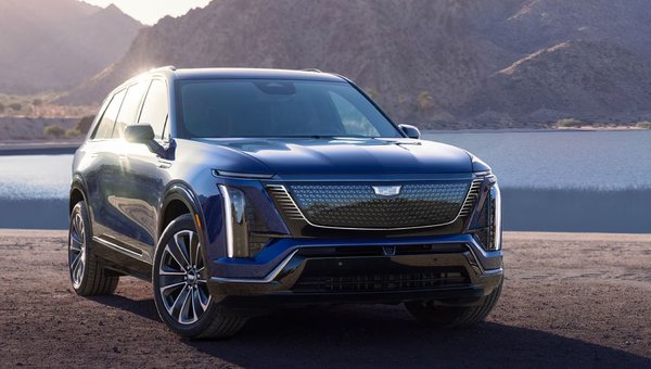 The 2026 Cadillac VISTIQ Makes Electric Luxury Feel Effortless