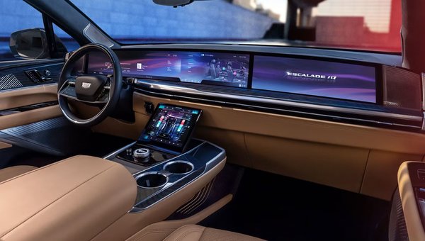 2026 Escalade IQ Tech and Safety Features That Feel Ahead of Their Time