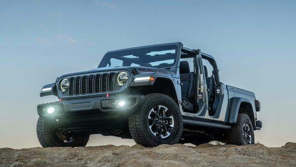 Meet the 2026 Jeep Gladiator: The Pickup Built for Work and Weekend Adventure