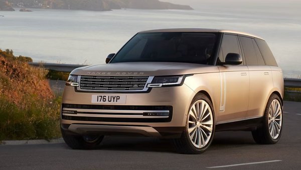 2026 Range Rover Performance: Where Power Meets Refined Control