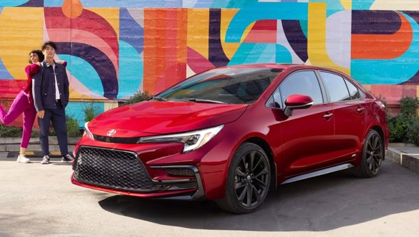 Toyota Corolla 2027 : berline iconique au Québec