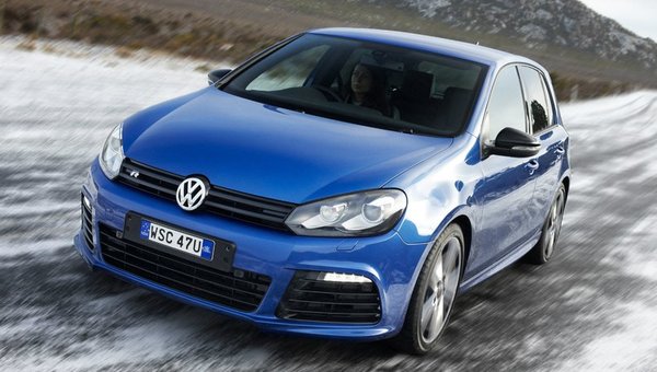 2015 Golf R On-Ice Test Drive