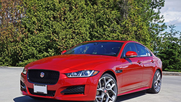 2017 JAGUAR XE 35T AWD R-SPORT