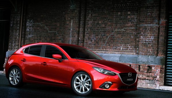 Feast Your Eyes on the 2014 Mazda3