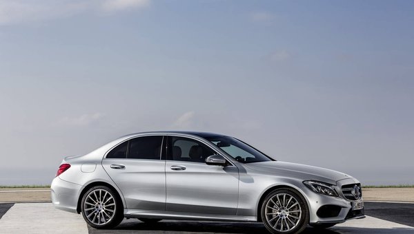 Mercedes-Benz C-Class wins Best Luxury Car (under $50k) & S-Class wins Best Prestige Car (over $75k).