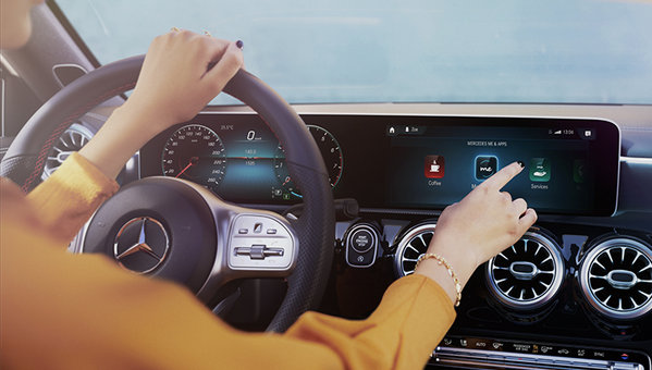 How-To: Favourites Menu | Mercedes-Benz Canada