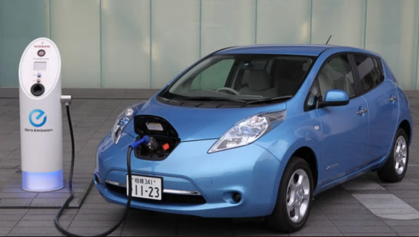 Nissan LEAF reaches 1000 units in Canada