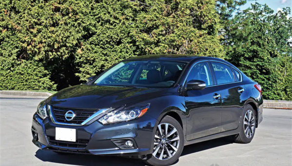 2017 NISSAN ALTIMA 2.5 SL ROAD TEST REVIEW