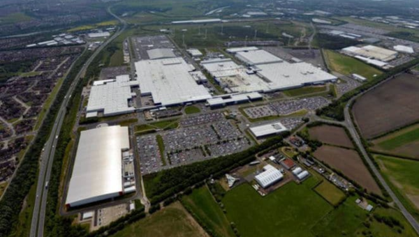 INFINITI Production for Upcoming q30 Heralds New Jobs for the UK Automotive Industry