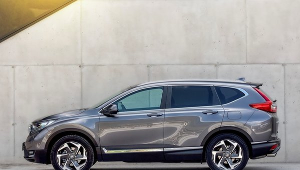 The 2019 Honda CR-V: Versatility, Comfort, and Style