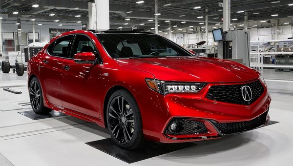 The 2020 Performance-Inspired Acura TLX Sedan