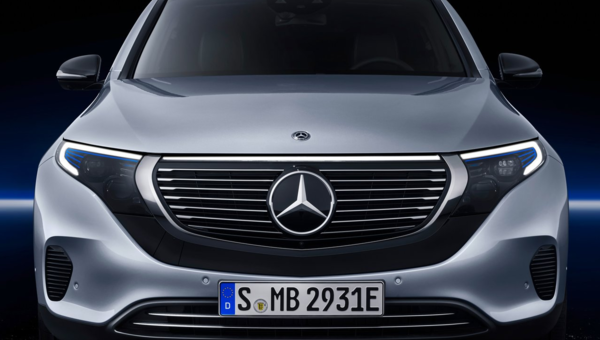 The Mercedes-Benz User Experience system explained.