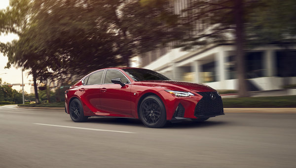 2021 Lexus IS: a reinvented model and prices that melt away