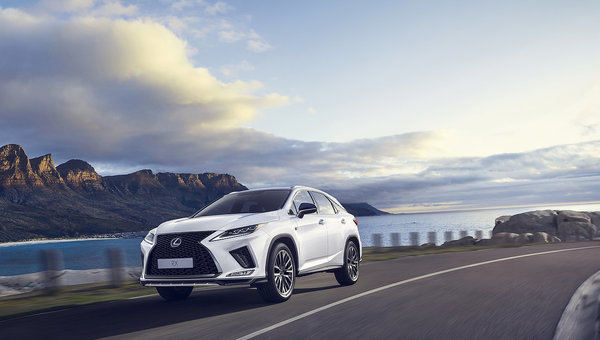 2021 Lexus RX vs. 2020 Acura MDX: Better Efficiency and Room to Grow
