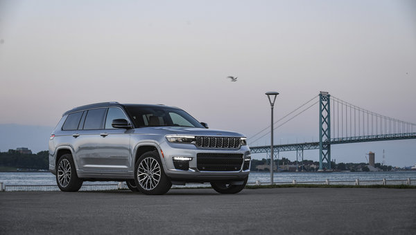 2022 Jeep Grand Cherokee L: Premium three-row luxury