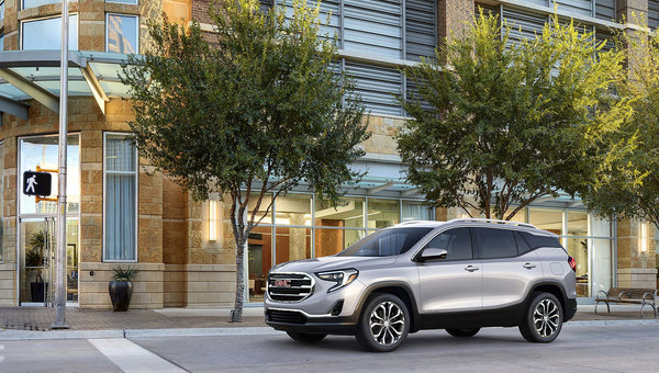 Le GMC Terrain est l'un des meilleurs VUS d'occasion pour les adolescents selon l'IIHS