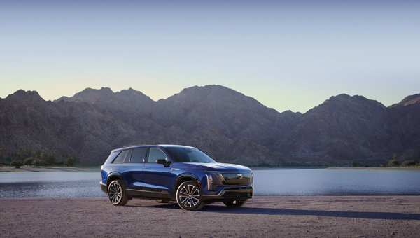 Cadillac VISTIQ 2026 : 483 km d’autonomie pour les familles du Saguenay–Lac-Saint-Jean