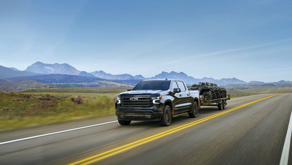 Aperçu des capacité de remorquage des Chevrolet Silverado 1500 et GMC Sierra 1500 2025