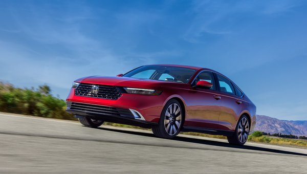 Double Down: Honda Accord and Civic Win Car and Driver 2023 10Best Cars Awards