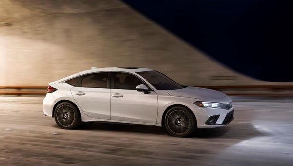 2022 Honda Civic Wins Prestigious Canadian Car of the Year Award