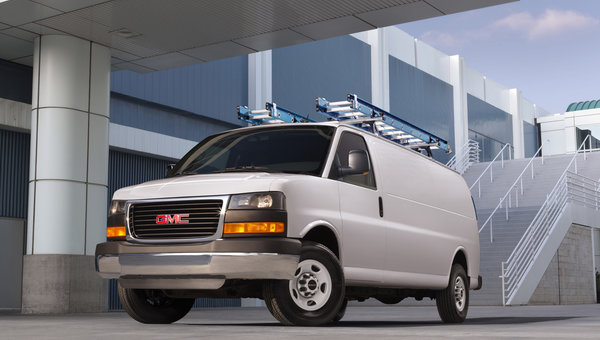 GMC Savana 2024: un fourgon utilitaire et pratique