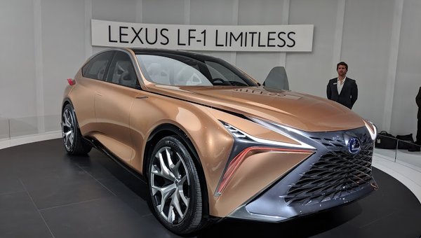 Le nouveau Lexus LF-1 Limitless fait tourner les têtes à Détroit