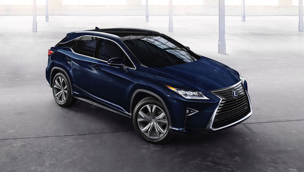 2018 Lexus RX 450h: Electrified Luxury