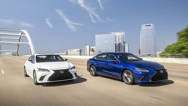 2019 Lexus ES: A redesign has brought more technology and more beauty to the mix.
