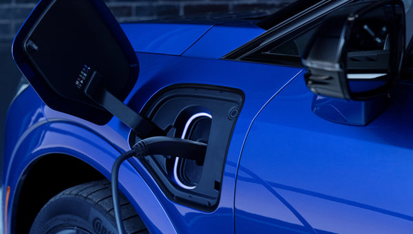 How Does the 2026 Cadillac OPTIQ’s Native NACS Port Simplify Public Fast Charging?