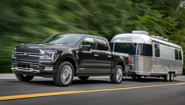 Ford F-150 2024: quoi choisir entre l'hybride et l'électrique