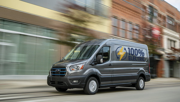 Pour tout savoir sur le fourgon électrique Ford E-Transit 2024