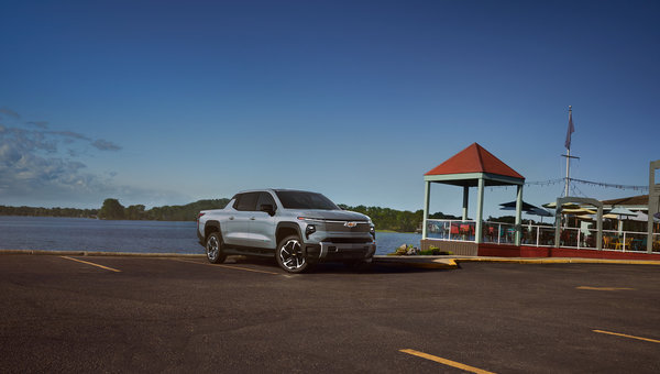 Une version LT s'ajoute pour le Chevrolet Silverado EV 2025