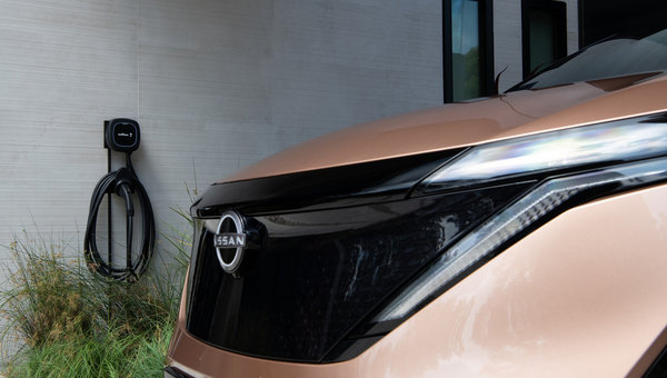 Nissan simplifie la recharge à domicile