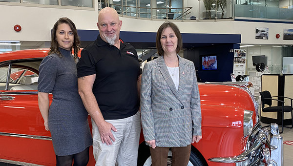 Une équipe dévouée pour une employée inspirante