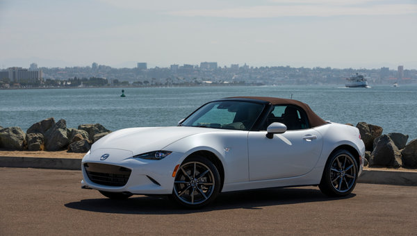 La Mazda MX-5 2023 est parfaite pour l'été