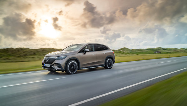 Five Things That Help The 2023 Mercedes-Benz EQE SUV Stand Out