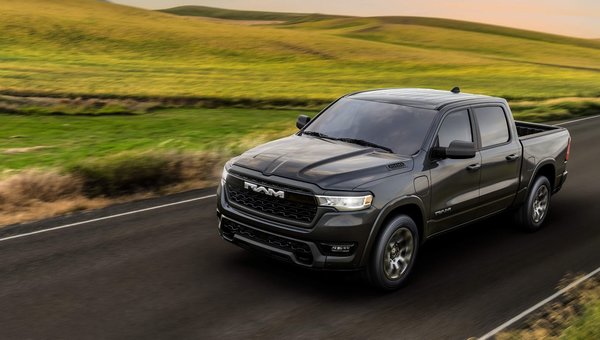 Voici le Ram 1500 Ramcharger 2025 : Une nouvelle ère de capacités électriques
