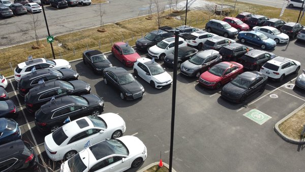 WE HAVE A VAST INVENTORY OF USED VEHICLES !