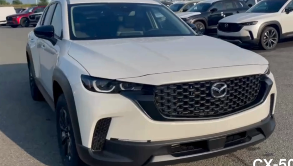 Découvrez la CX-50 GS-L 2024 !