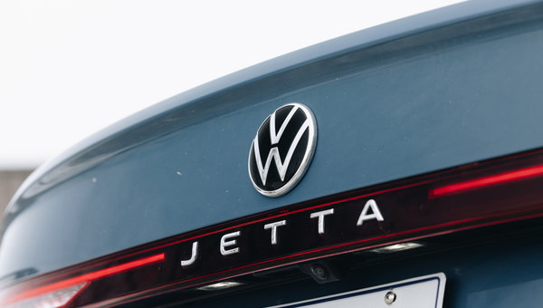 5 raisons pour lesquelles la Volkswagen Jetta 2025 excelle dans les conditions hivernales du Québec