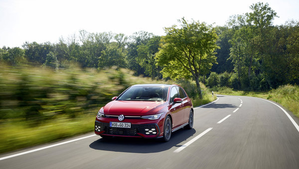 Volkswagen Golf GTI et Golf R 2025 : Nouveaux designs et prix annoncés