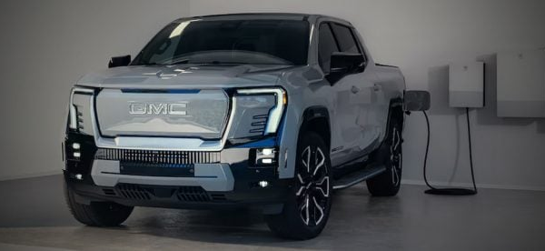 2025 GMC Sierra EV Denali