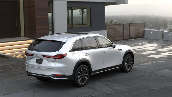 Qu’est-ce que 92,4 % de Canadiens de plus découvrent à propos du Mazda CX-90 2025?