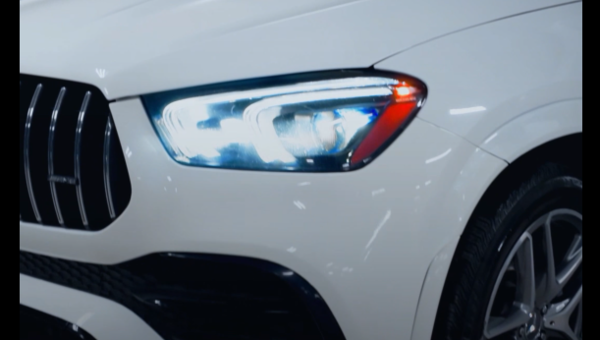 La Mercedes-Benz GLE53 2021 !